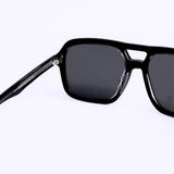 نظارات شمسية مربع أسود