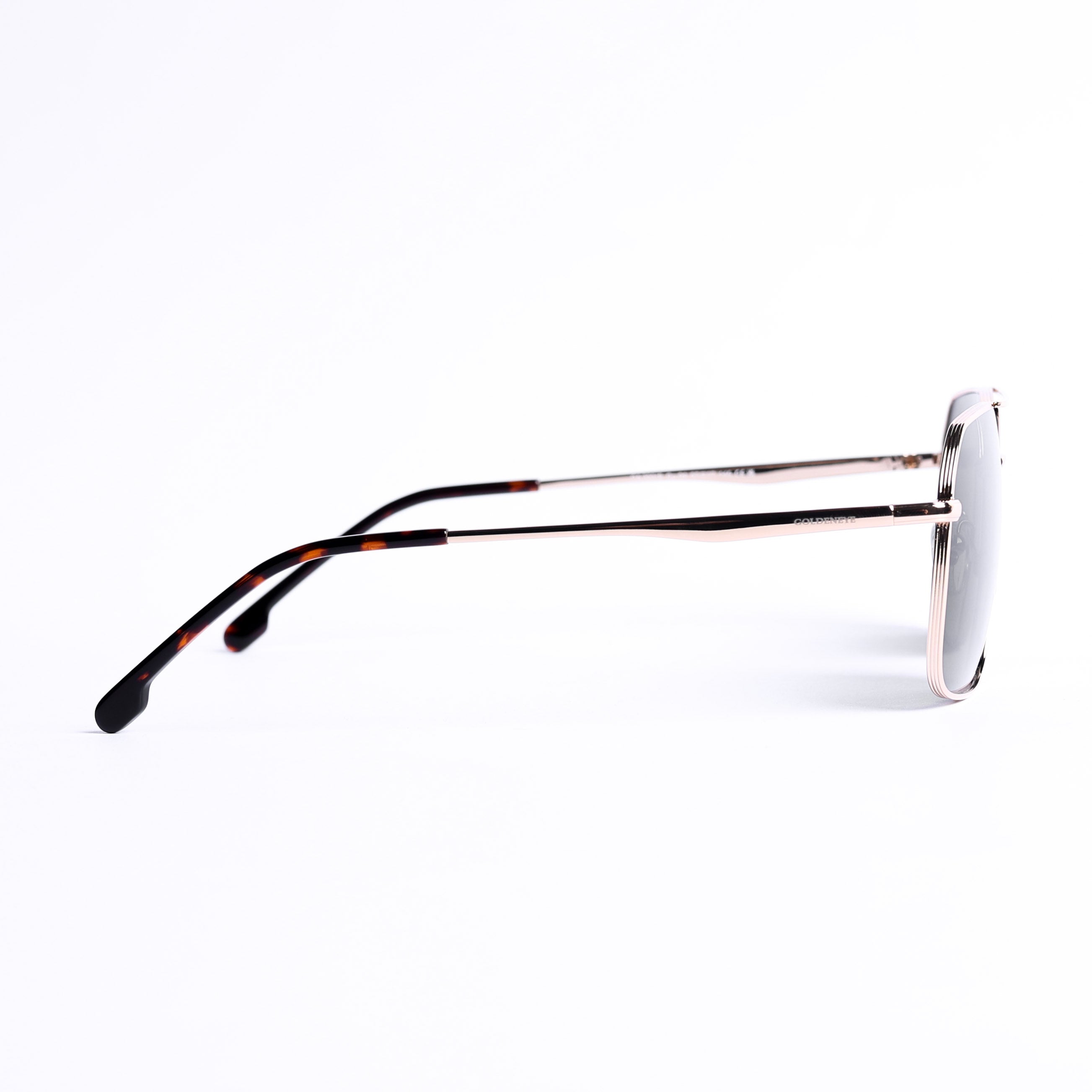 نظارات شمسية أفيتور ذهبي