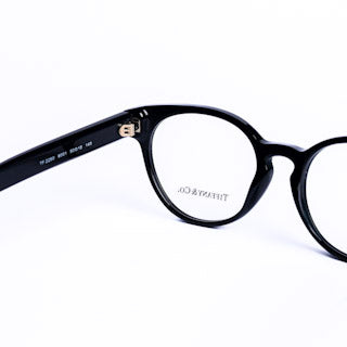 Oval Black Eyeglasses
